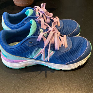 Women's New Balance Sneakers, Size US 4, Blue Green